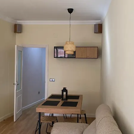 شقة Piso Palacio Centro *